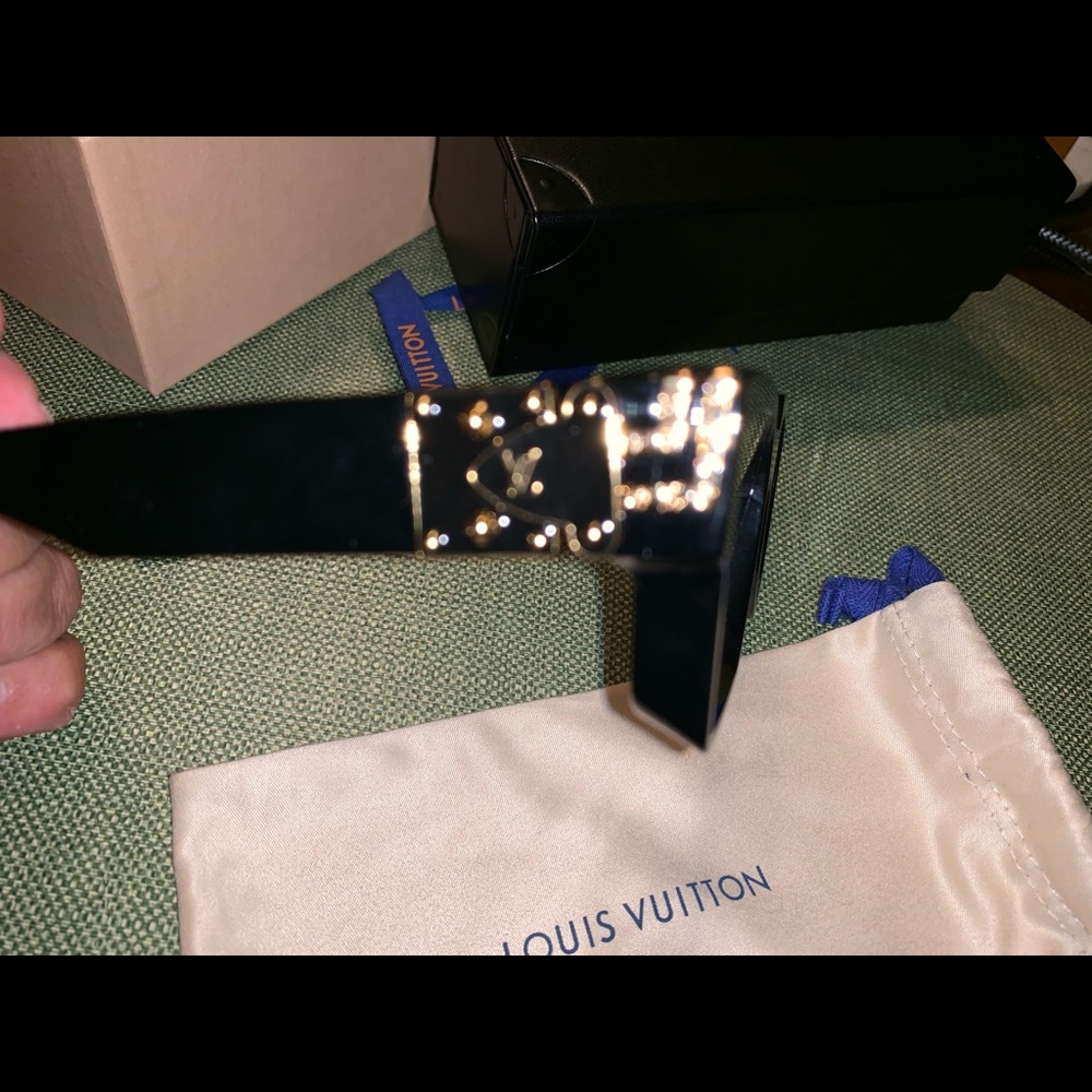 New In Box w/Bag - LV Millionaire 1.1 in black - Picture 3 of 5